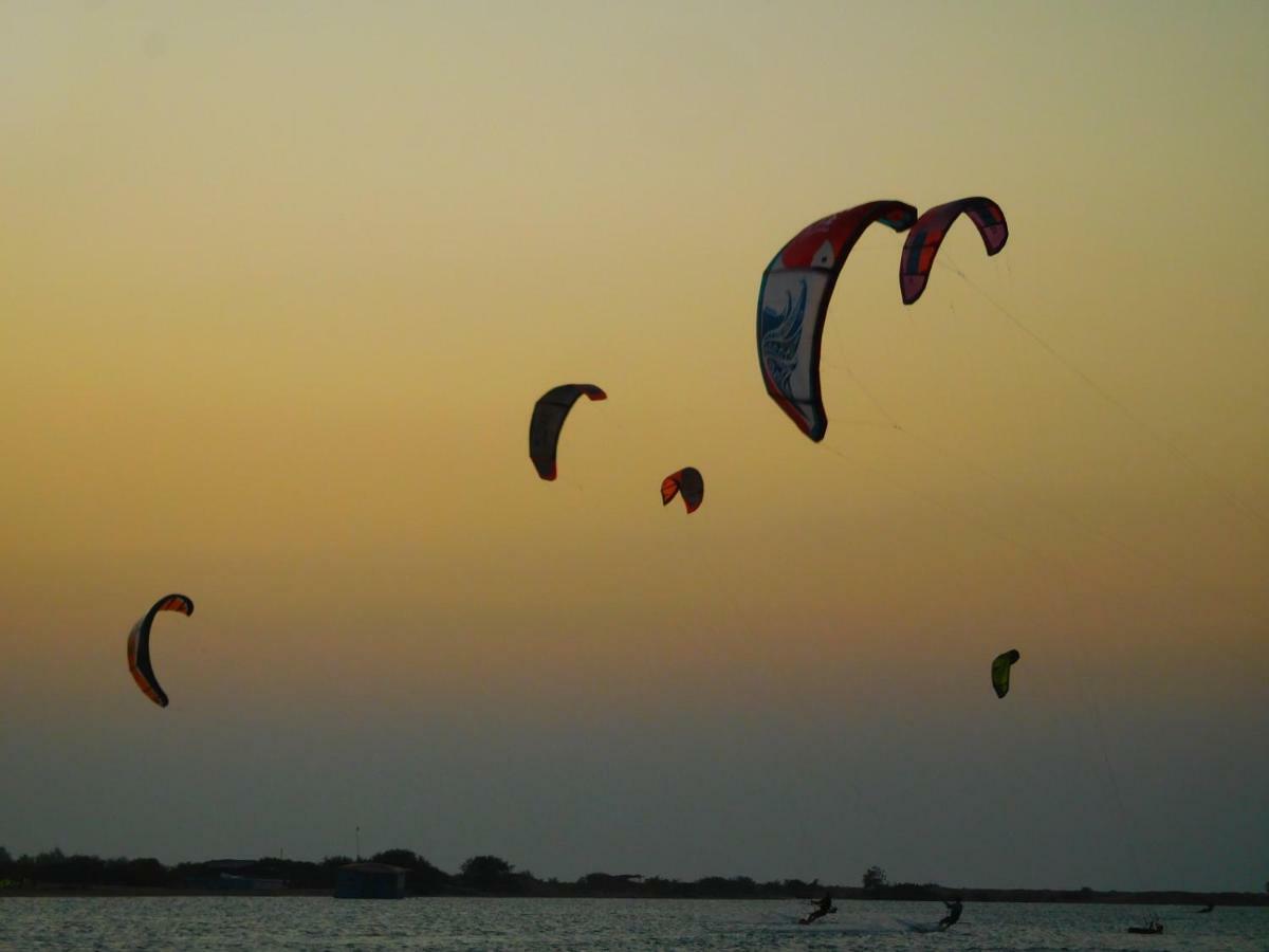 Blue Whale Resort & Kite Surfing Kalpitiya Εξωτερικό φωτογραφία